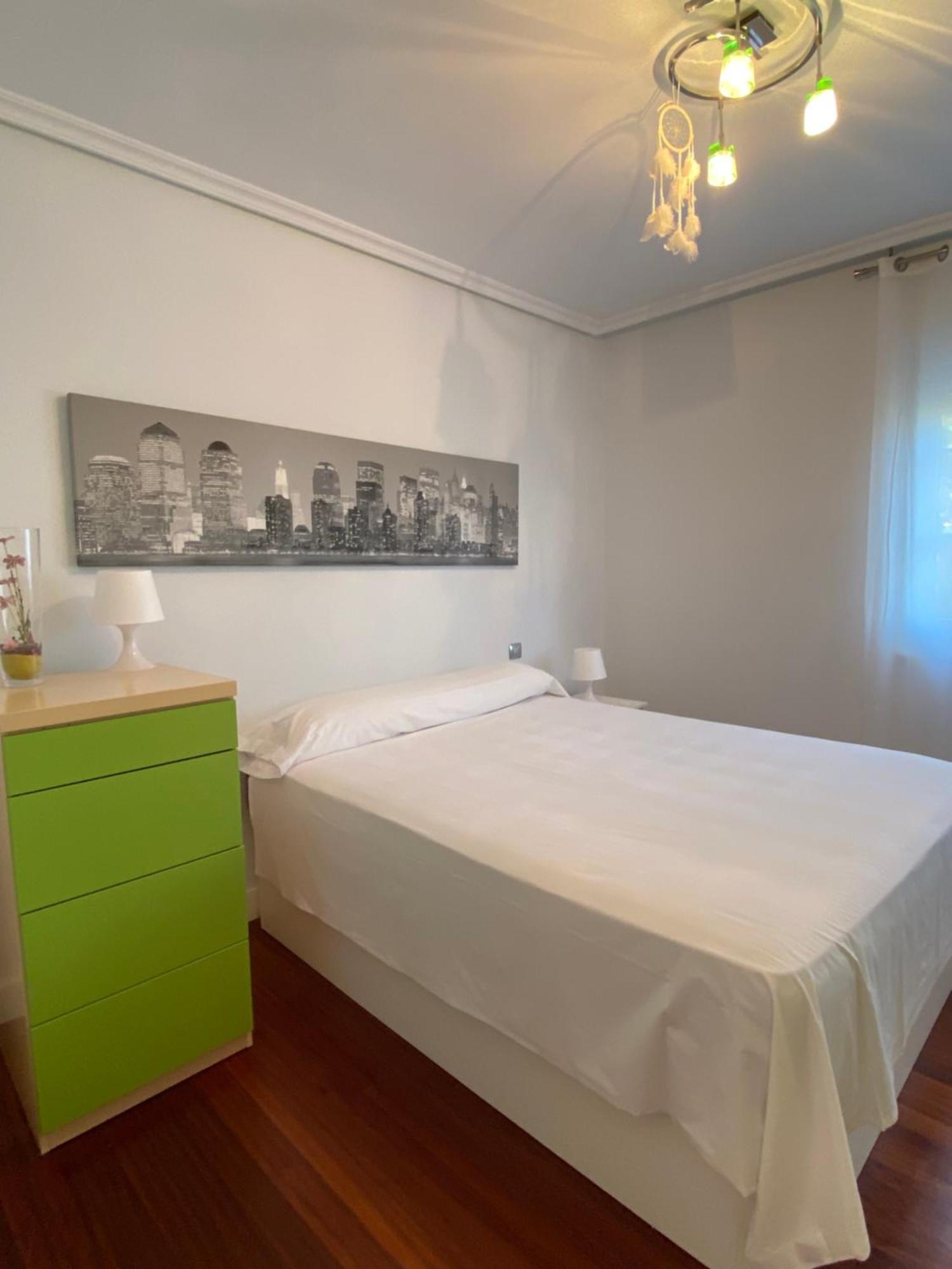 Con Piscina Privada * Santander
