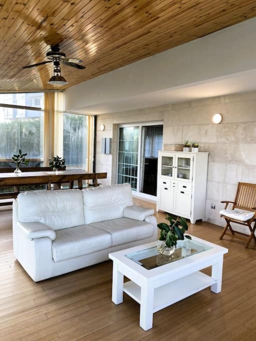 Con Piscina Privada